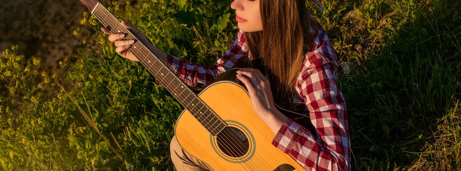 woman with guitar